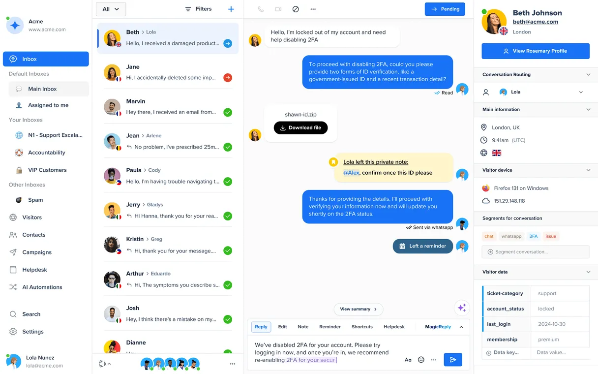 Interface Crisp : inbox partagé et conversation avec données de contact enrichies